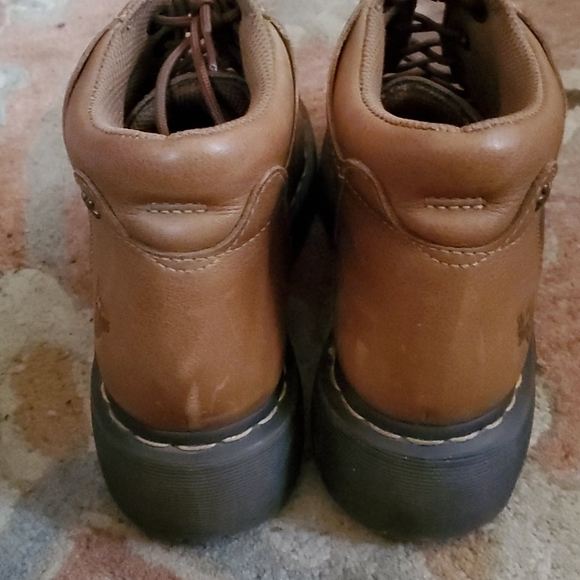 Vintage Yolanda Dr. Martens - Picture 3 of 6